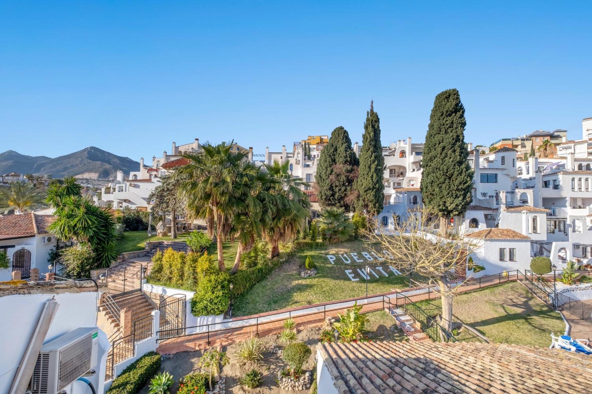 Pueblo Evita Holiday Benalmadena Exterior photo